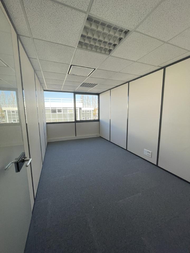 Bureau Mérignac 1482m² Location bureau Mérignac Gironde OLBUR2002192 0